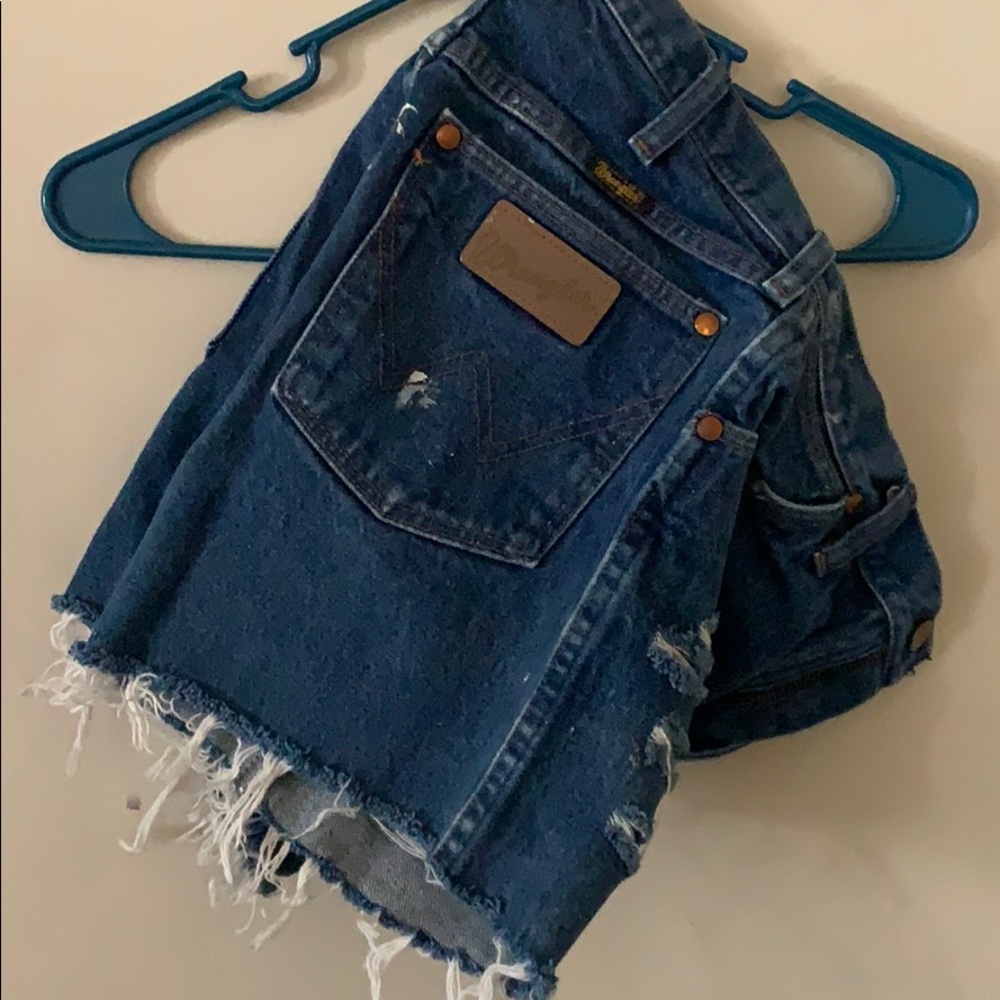 Wrangler Distressed Cutoff Jeans